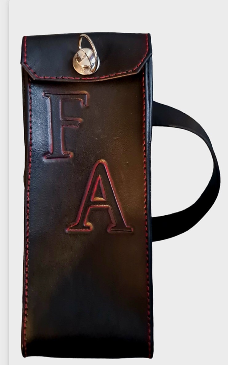 Sacoche de pétanque en cuir personnalisable – Fabrication artisanale